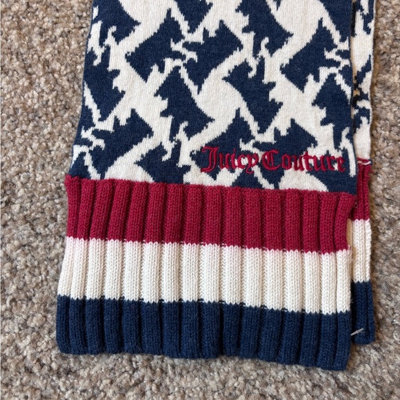 Juicy Couture Blue and White Scarf - Picture 4 of 4